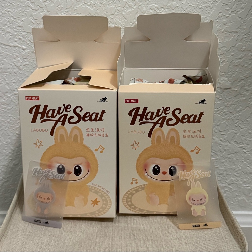 Have a Seat Bundle Labubus - Hehe and Sisi